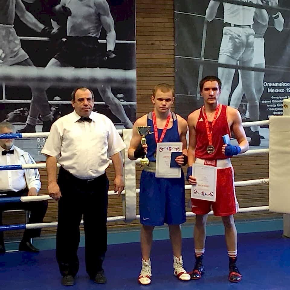 Поздравляем призера Чемпионата Москвы по боксу среди студентов ВУЗов 2018 - боксера клуба Ударник - Александра Комиссарова.